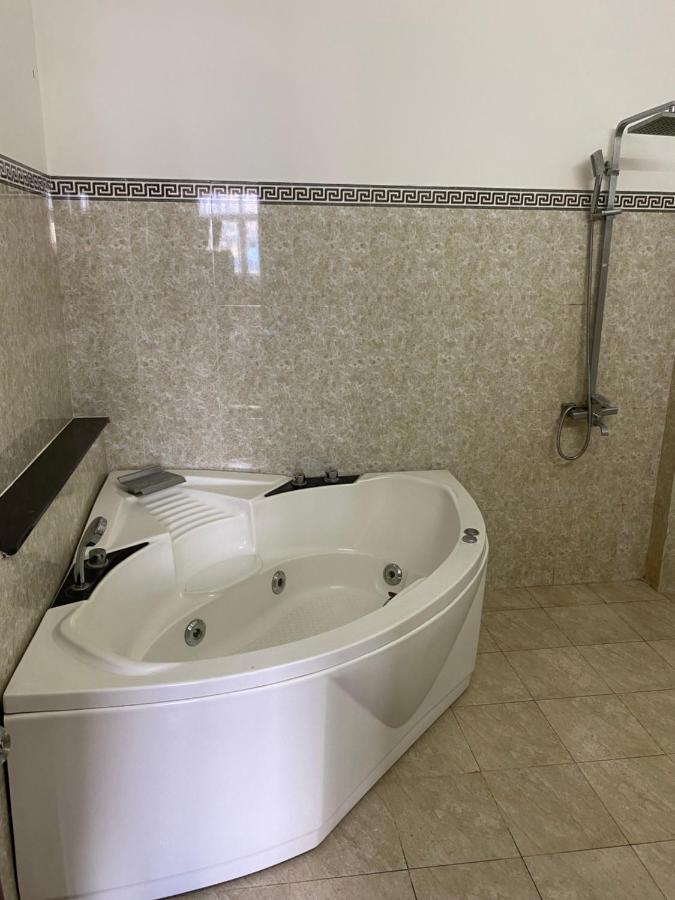 Thanh Binh 2 Hotel Ho Chi Minh-stad Buitenkant foto